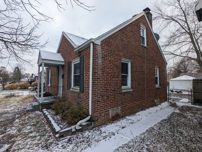 Photo - 3 Bedroom 1 Bathroom Single Family Home, West Columbus