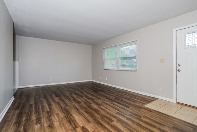Photo - Bright Ranch Living in Colerain Township