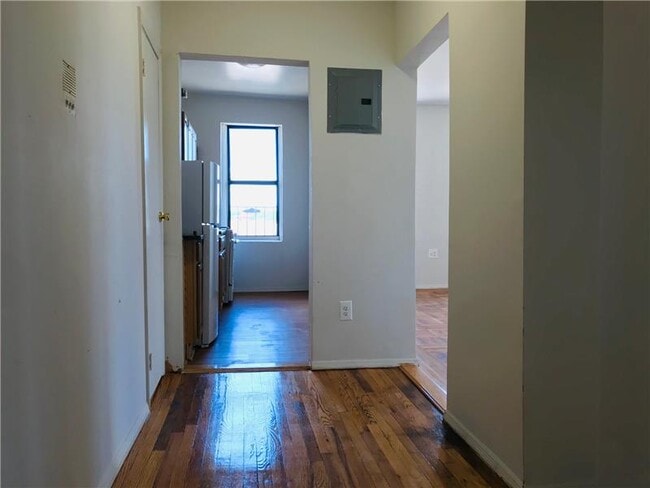 Photo - 225 W 233rd St Unit 5M