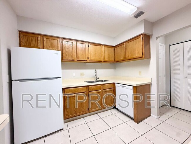 Photo - 4401 S Semoran Blvd Unit #5