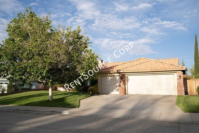 3 Bedrooms/2 Bathrooms Single Story Home f... - 3 Bedrooms/2 Bathrooms Single Story Home f...