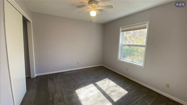Photo - 102 Deer Ln Unit 7