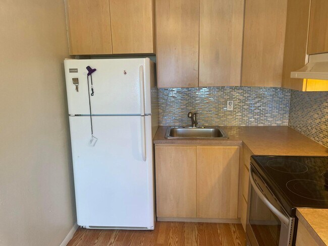 Photo - 100 Village Green Cir E Unit 312
