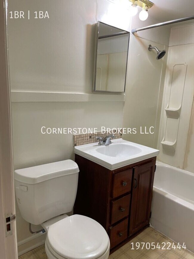 Photo - 227.5 Meeker St