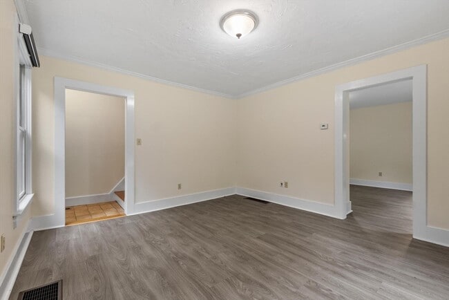 Photo - 11 Chadwick St