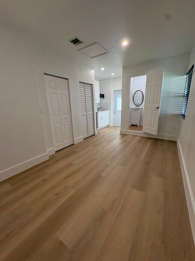 Photo - 3740 SW 124th Ct Unit Efficiency