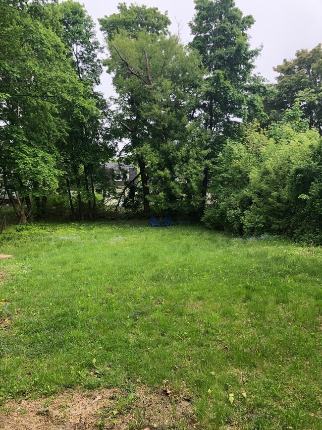 patio - 175 Oak St