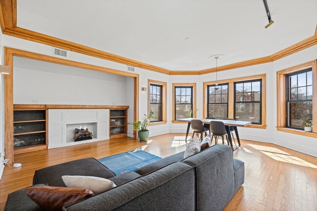 Photo - 1474 W Foster Ave Unit 3E