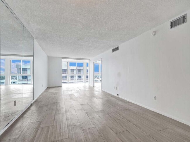 Photo - 3100 NE 49th St Unit 1109