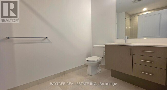 Photo - 3240 William Coltson Ave Unité 1905