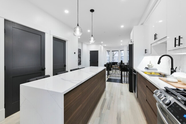 Photo - 28 Telegraph St