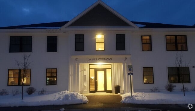 Building Photo - 34 Mill Commons Dr Unit #113 Rental