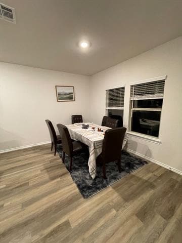 Photo - 844 Moonglade Rd