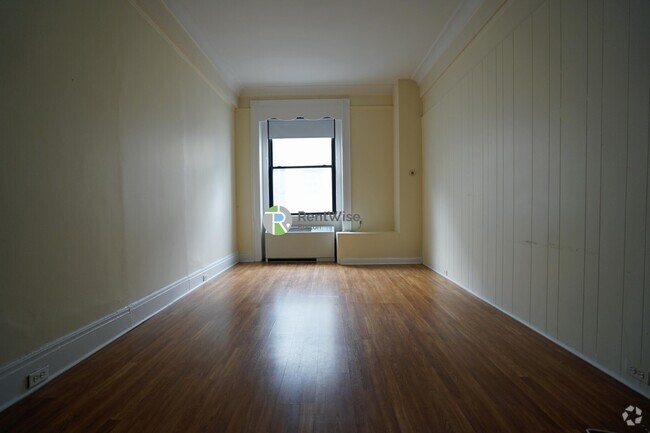 Building Photo - 62 Boylston St Unit 608 Rental