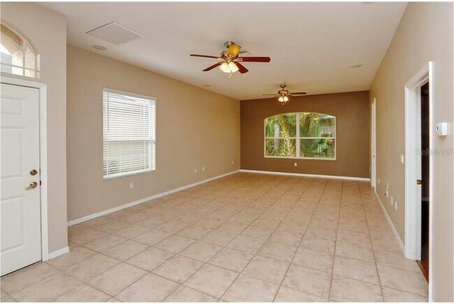 7633 Wimpole Dr