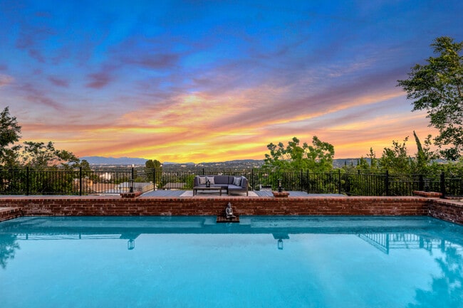 Photo - 5952 Woodland View Dr