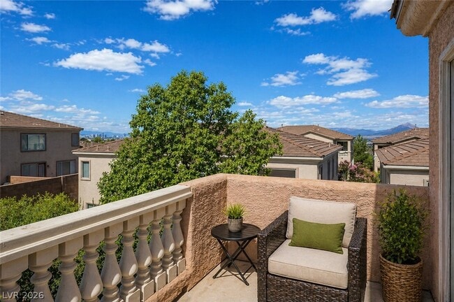 Photo - 227 Serenity Crest St