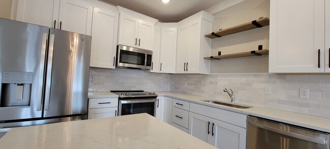 Photo - 10932 Monkshood Dr Unit 101