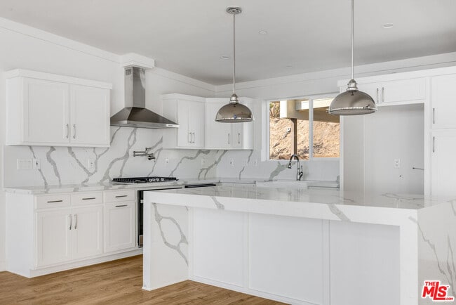 Photo - 30127 Cuthbert Rd