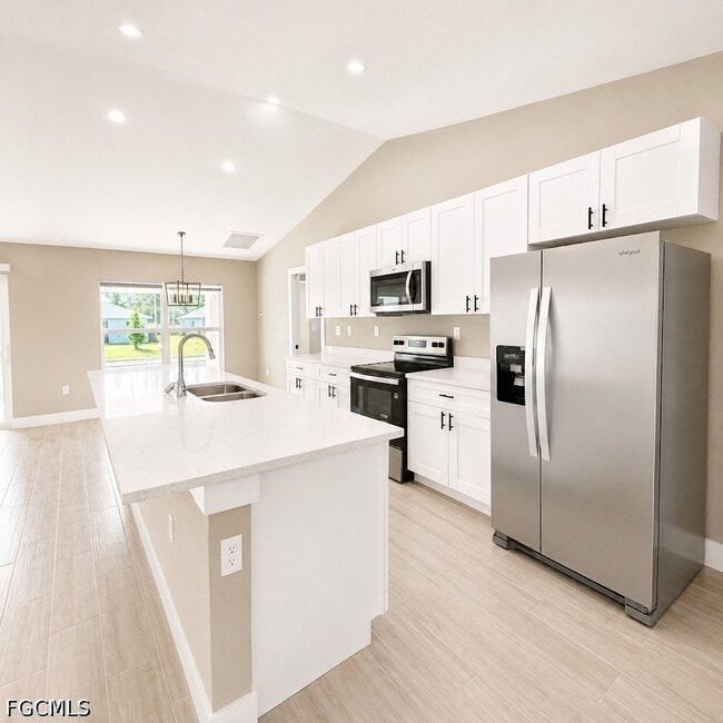 Photo - 3464 NE 9th Pl