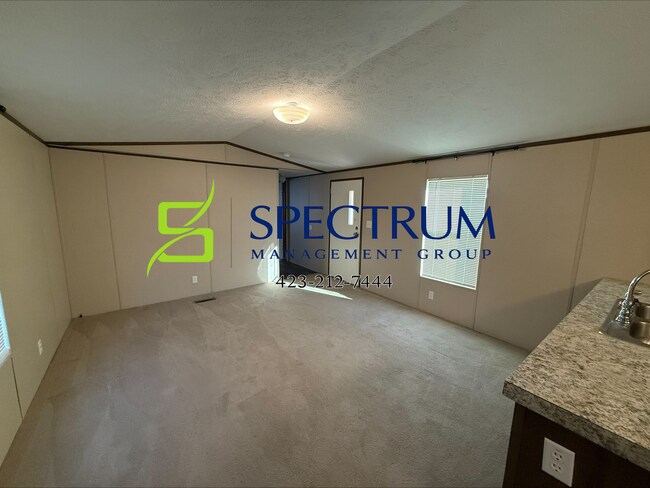 Photo - 2876 Democrat Rd