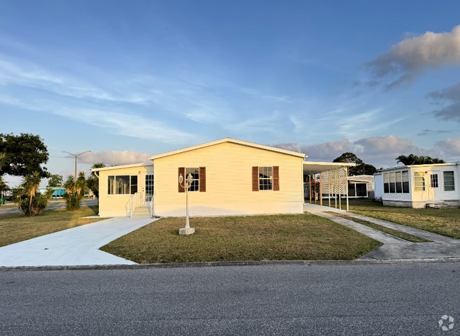 Building Photo - 1005 Waterway Dr Rental