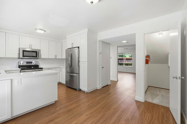 Photo - Luxury 2 bedroom Townhome in Great Location