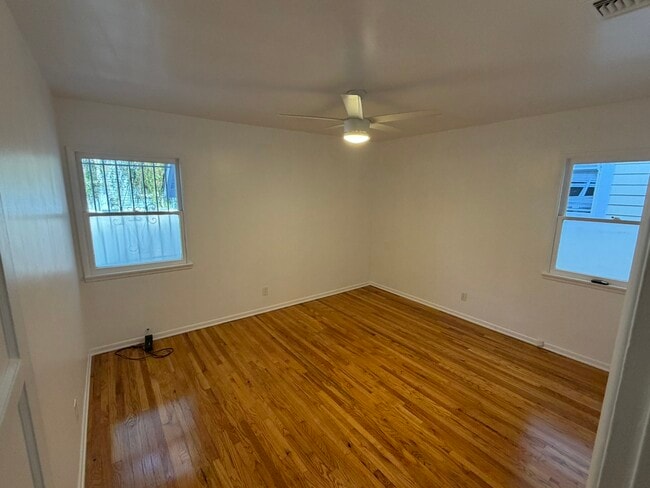 Photo - 118 Breeze Ave