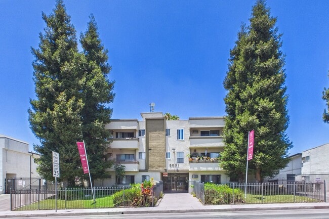 Building Photo - Sepulveda Manhattan Apartments