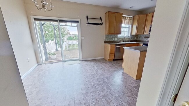 Photo - End Unit Townhouse