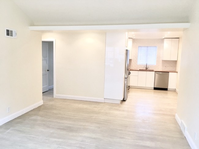 Photo - 8307 Delmar Blvd Unidad 2-W