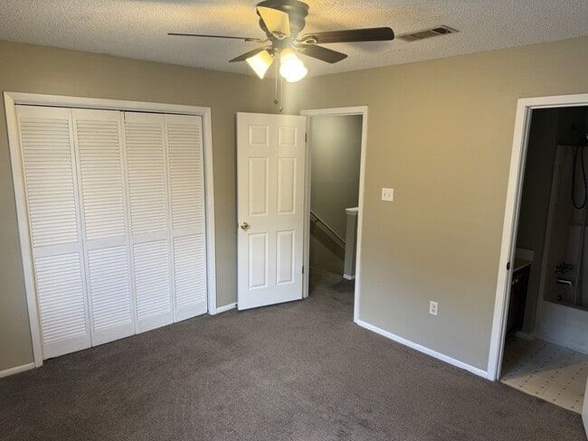 Photo - 820 Meadow Glen Ave