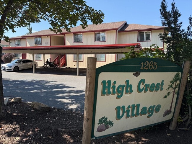 Building Photo - 1 Bed/1 Bath Eastside Apartment - Purcell ... Unit 15