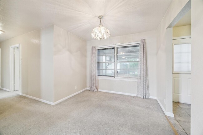 Photo - 5618 Sweetbriar St