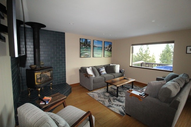 Building Photo - 807 Jeffrey Ct Rental