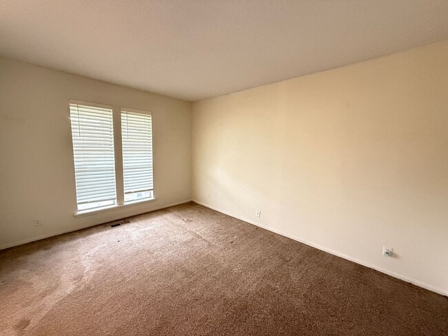 Photo - Fenced yard, Spacious 3 bedroom Home