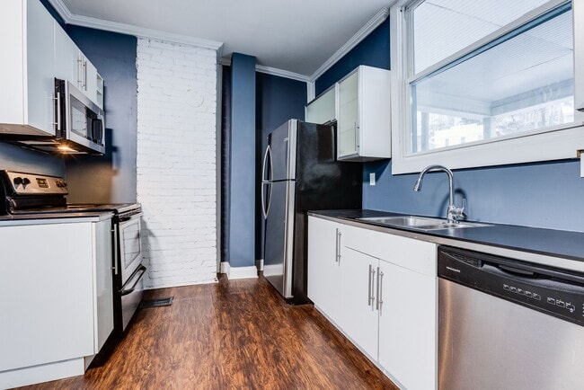 Photo - 2623 S 18th St