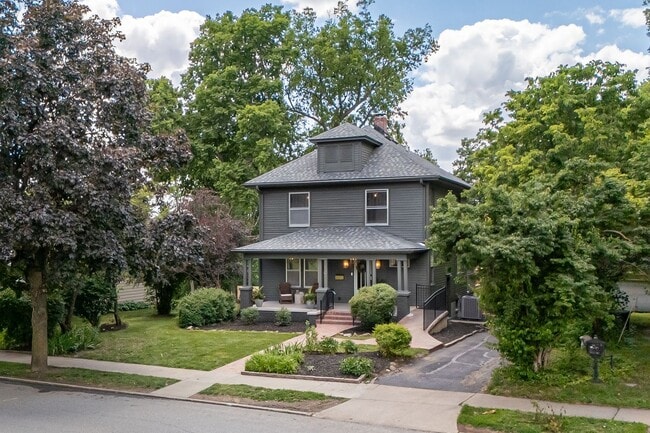 Building Photo - 2408 Ashland Ave Rental