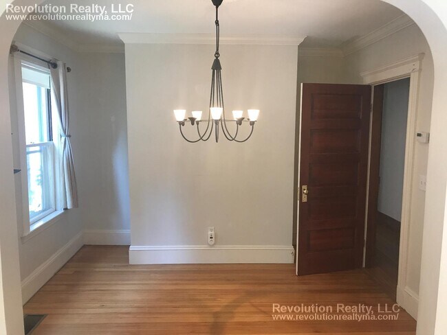 11 Granville Rd Unit 1
