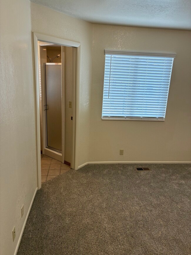 Photo - 2611 W 1400 S