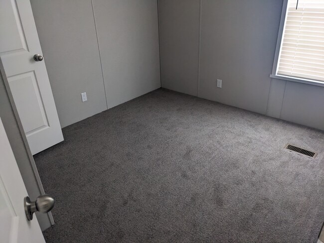 Photo - 300 Forrest Ave