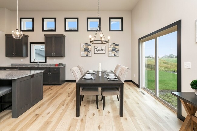 Photo - 4-bedroom, 3-bathroom Horace Single-Family...