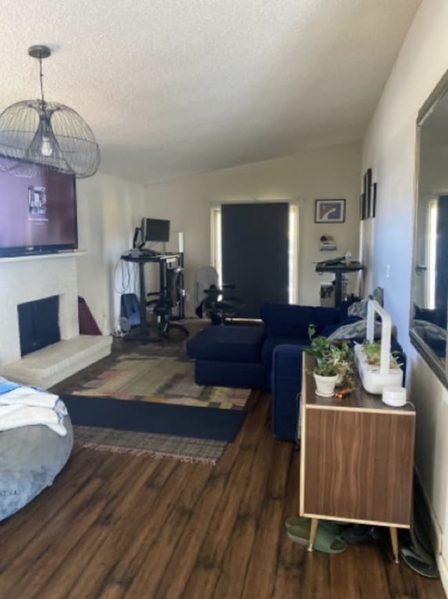 Photo - Cute townhome in Tech Center! Available 8/1/26