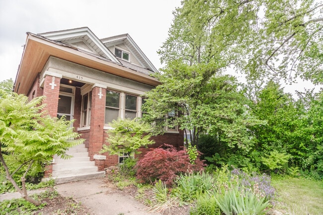 Photo - 415 Ridgeland Ave House