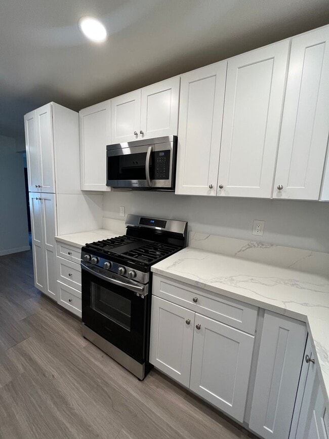 Photo - 333 Lansing Cir Unidad 333-D