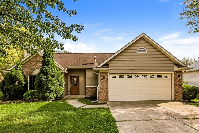 Building Photo - 8867 Sundrop Rd
