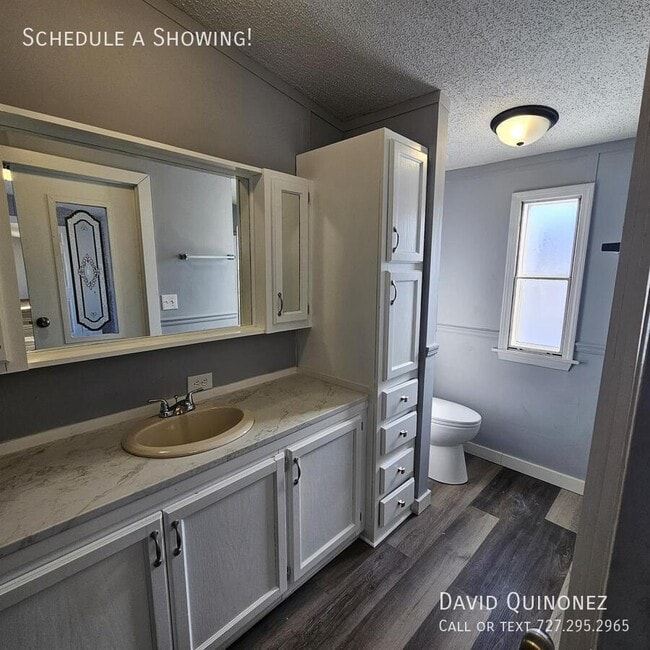 Photo - 2737 W Washington Center Rd