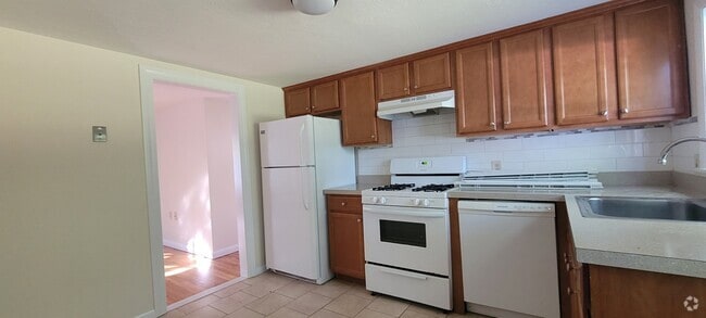 Building Photo - 47 Manzella Ct Rental