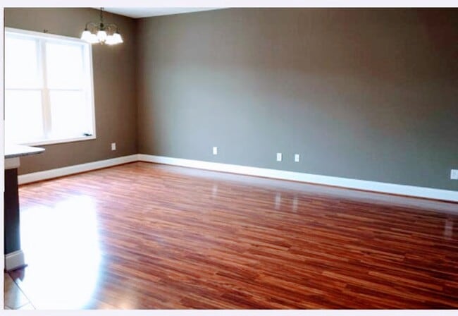Photo - 116 Northwynd Cir
