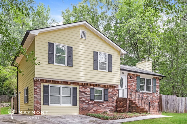 Building Photo - 4636 Hamlet Walk SE